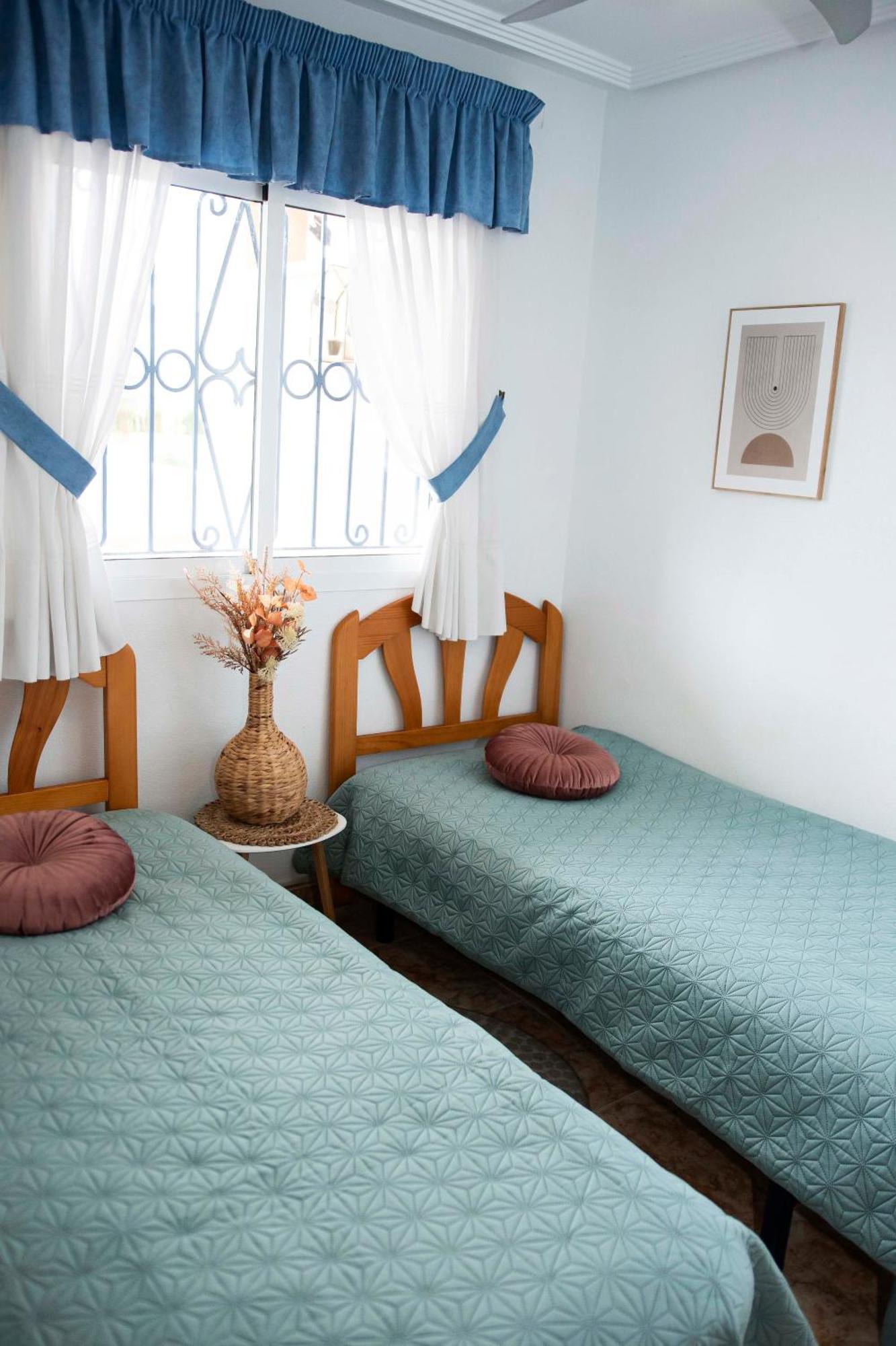 Villa Sunny Getaway In Orihuela Costa à Dehesa de Campoamor  Extérieur photo