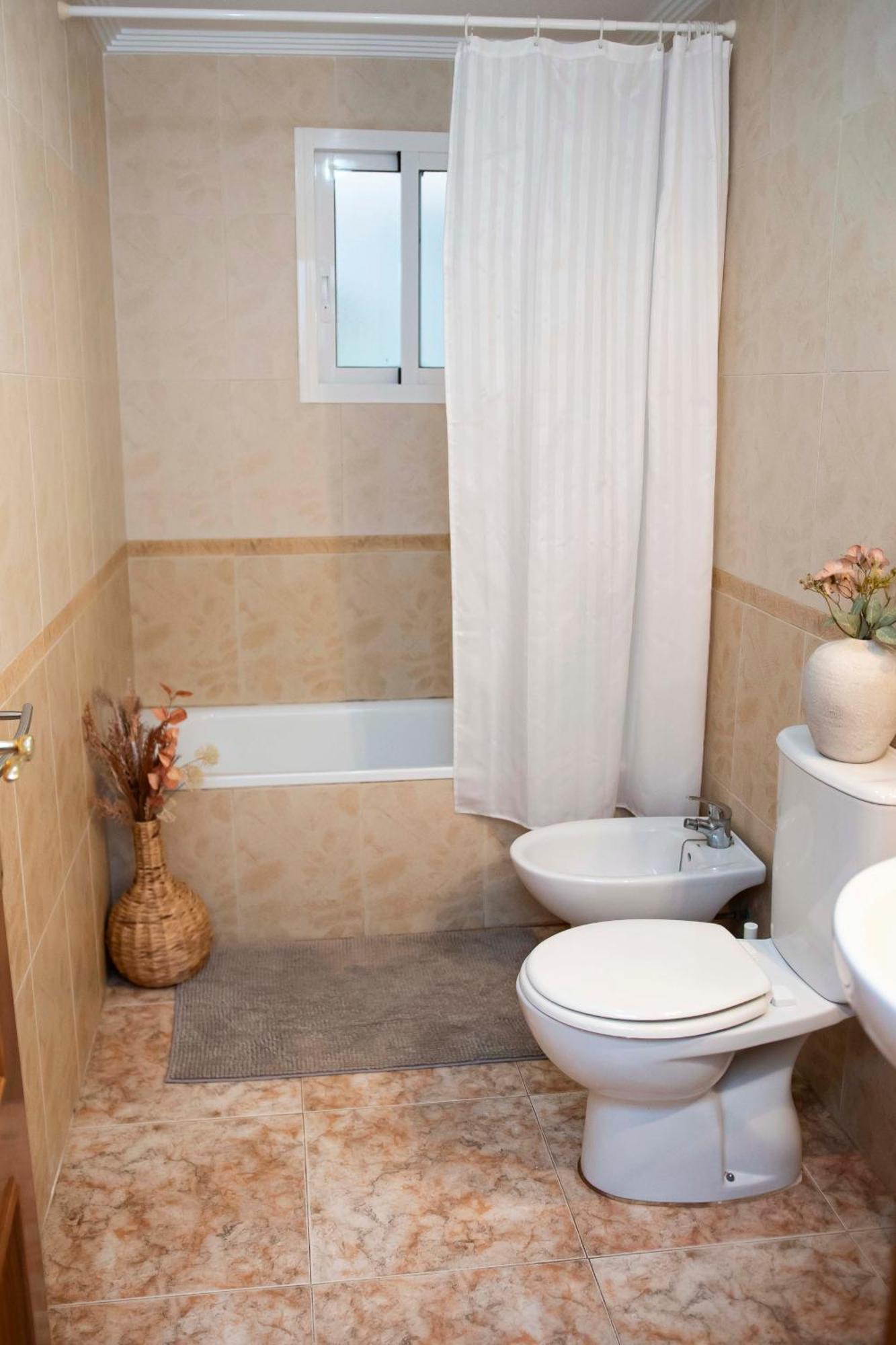 Villa Sunny Getaway In Orihuela Costa à Dehesa de Campoamor  Extérieur photo
